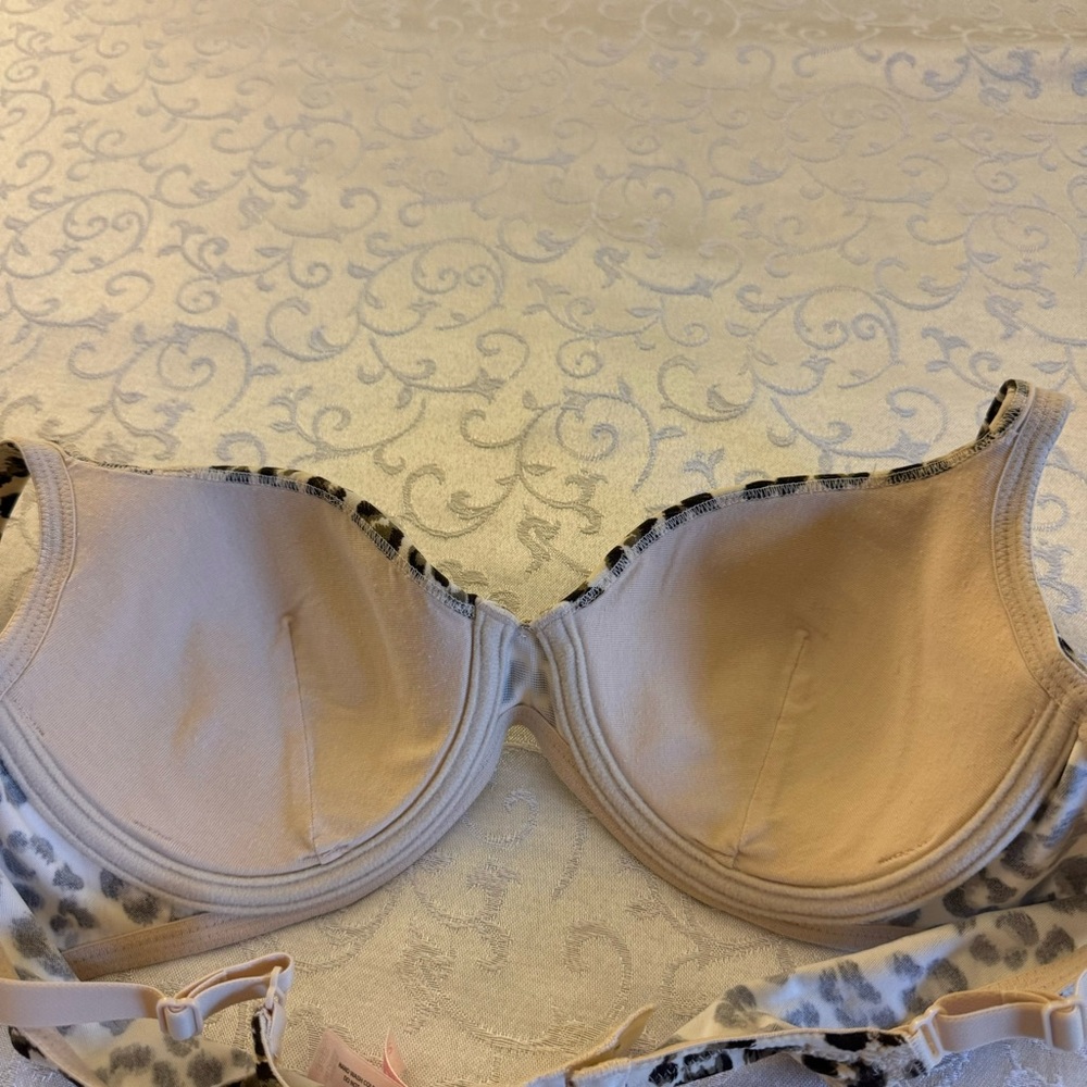 Leopard Print Women's Intimates Set - Picture 9 of 16